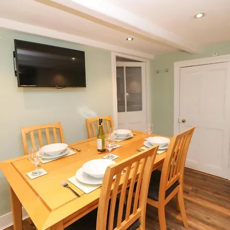 Bank Holiday home Alston